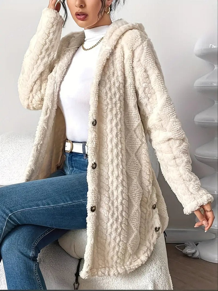 Cardigan feminino peluche oversized com capuz e abotoamento completo