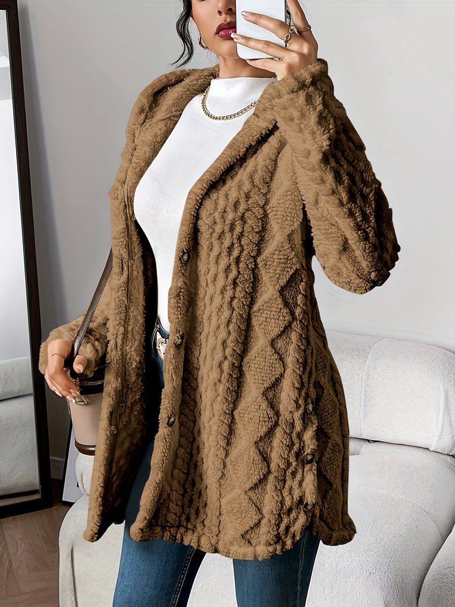 Cardigan feminino peluche oversized com capuz e abotoamento completo