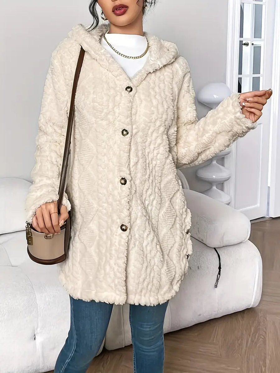 Cardigan feminino peluche oversized com capuz e abotoamento completo