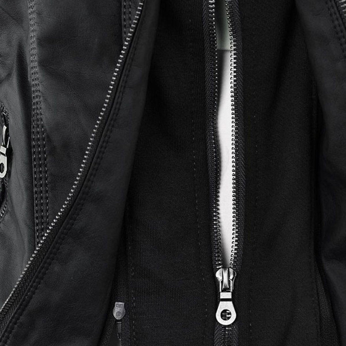 Jaqueta feminina com capuz e zíper slim fit, estilo biker urbano