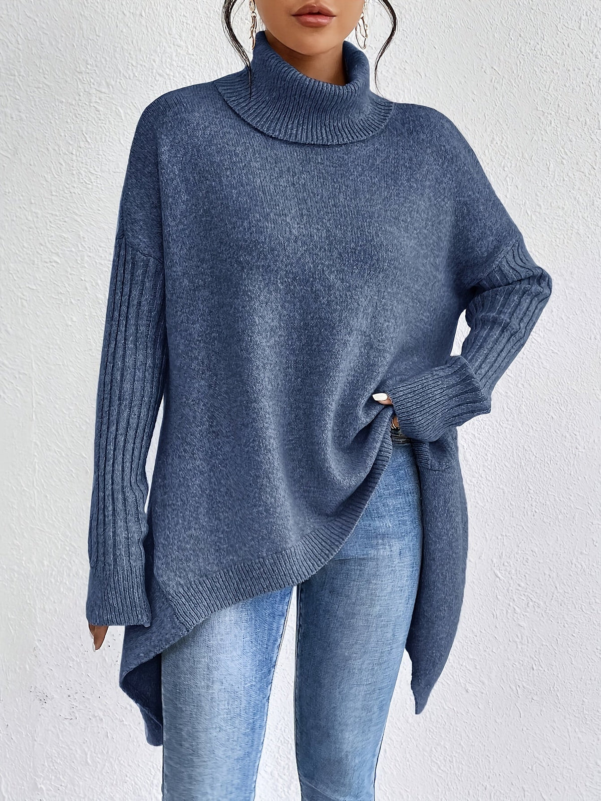 Camisola tricot mulher gola alta com drapeado assimétrico em malha macia