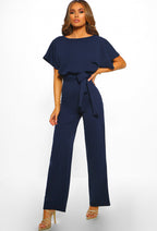 Macacão feminino elegante com cintura alta, disponível em várias cores