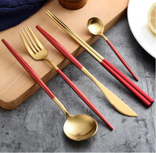 Conjunto de talheres 24 peças aço inoxidável com acabamento ouro e prata, alto brilho