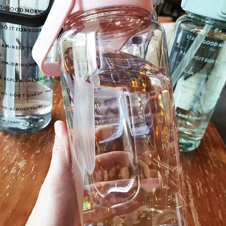 Garrafa de água 2L com canudo e marcação de tempo, para desporto e fitness, sem BPA