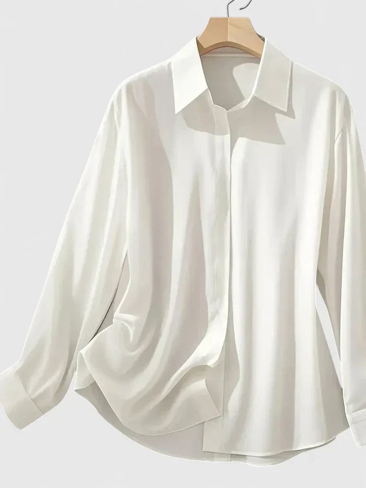 Blusa feminina de cetim com botões manga comprida silhueta fluida