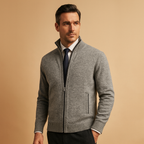 Cardigan malha homem com fecho zip e bolsos laterais