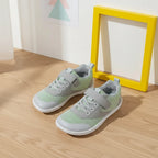 Sapatilhas barefoot infantis respiráveis com sola antiderrapante, design leve