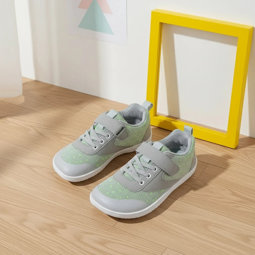 Sapatilhas barefoot infantis respiráveis com sola antiderrapante, design leve