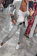 Conjunto feminino 2 peças blazer e calça cintura elástica pernas retas