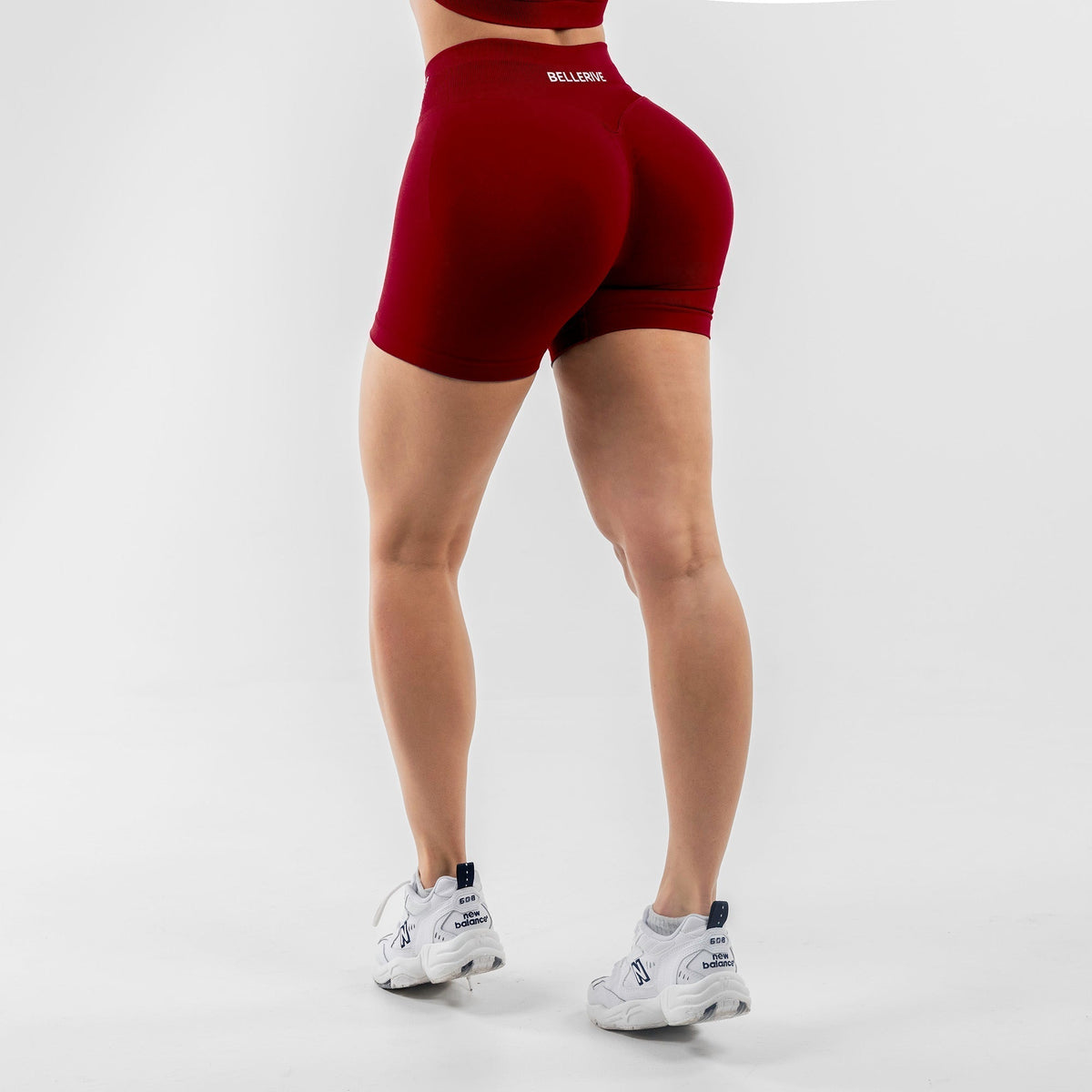 Conjunto desportivo push-up 3 peças feminino com legging modeladora, top e short combinado