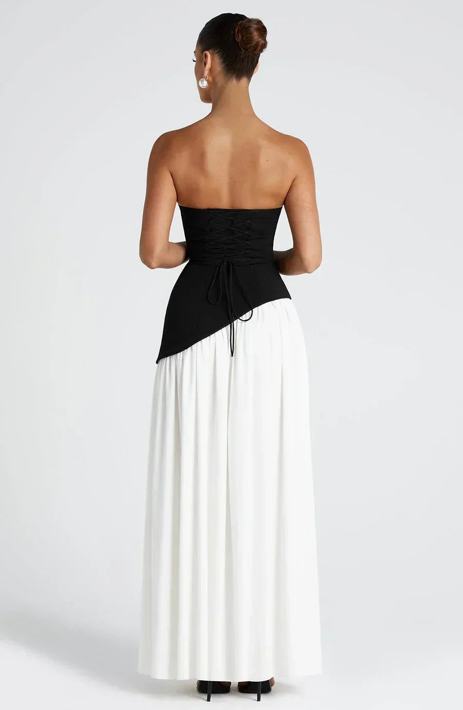 Vestido maxi mulher corpete sem alças com fenda lateral elegante
