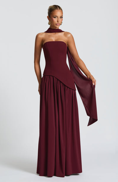 Vestido maxi mulher corpete sem alças com fenda lateral elegante