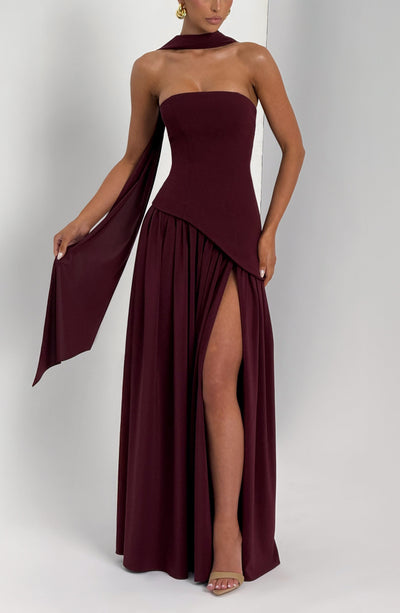Vestido maxi mulher corpete sem alças com fenda lateral elegante