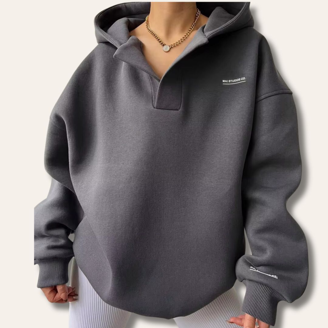 Hoodie oversized pullover mulher com gola entalhada e ombros caídos