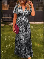 Vestido longo floral feminino com decote em V e silhueta fluida