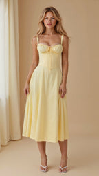 Vestido midi mulher com detalhe corset, silhueta ajustada e saia fluida