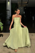 Vestido maxi feminino sem alças plissado comprimento longo silhueta definida