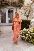 Vestido longo floral feminino com decote em V e silhueta fluida