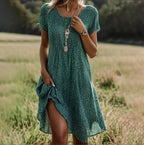 Vestido feminino boho solto longo, silhueta fluída e estilo descontraído