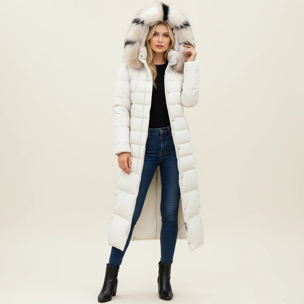 Casaco puffer maxi acolchoado mulher com capuz e cinto, comprimento maxi