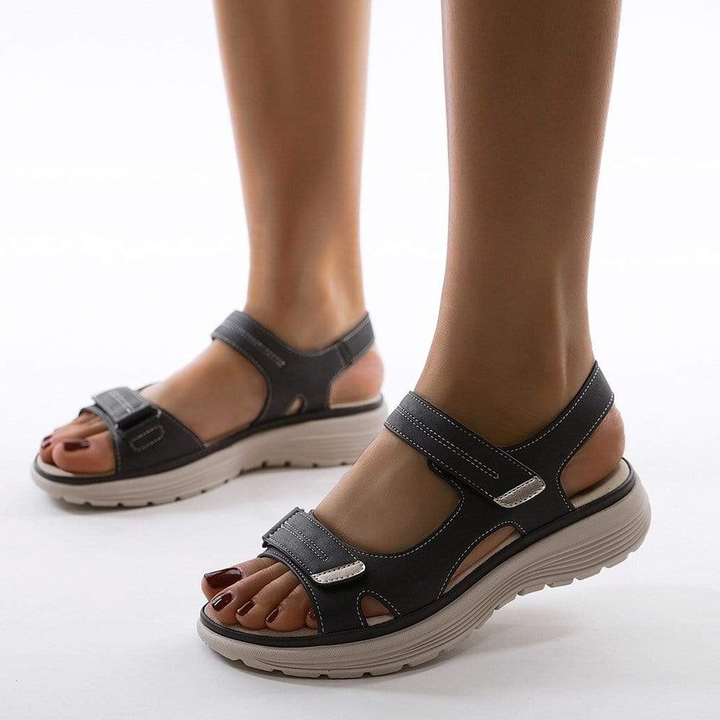 Sandálias de caminhada femininas com duplas tiras e velcro