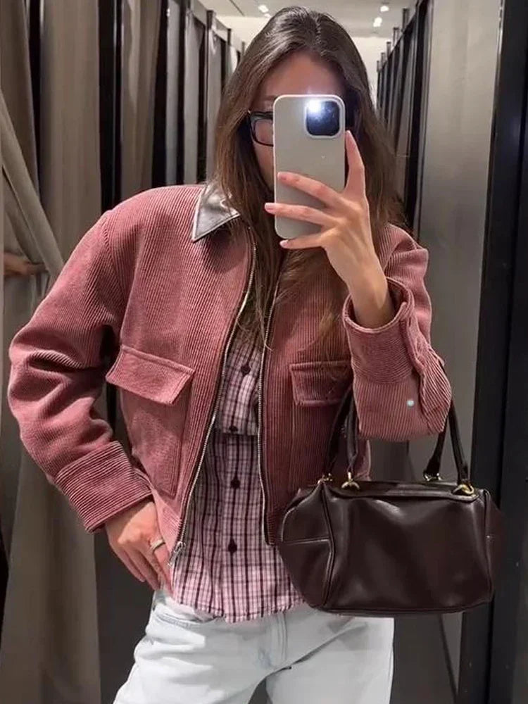 Bomber jacket cropped feminina com fecho zip em rosa